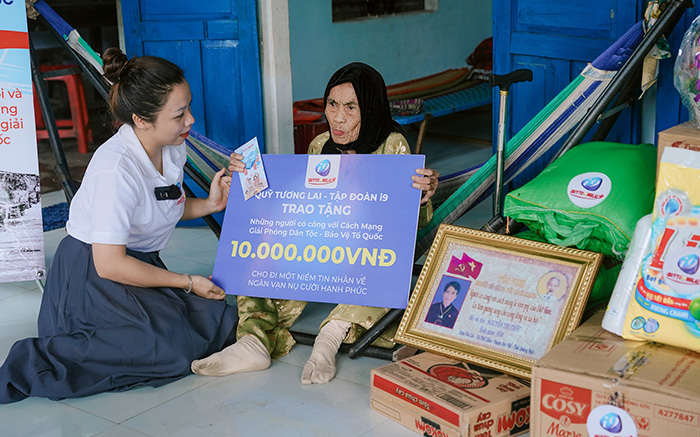 Email hỗ trợ Tobet88